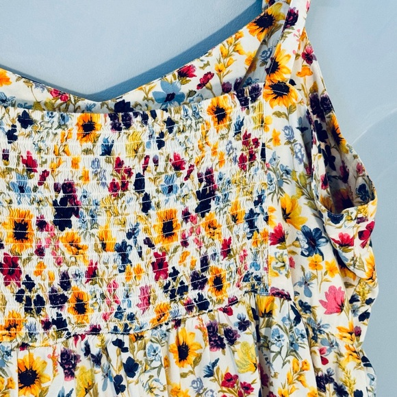 Old Navy Tie-Shoulder Floral Cami Sundress - Picture 6 of 8